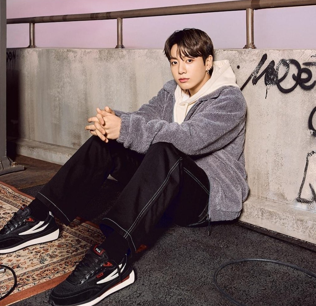 360˚ PERFECT' 방탄소년단 정국, 각도불문 환상 비주얼..절제된