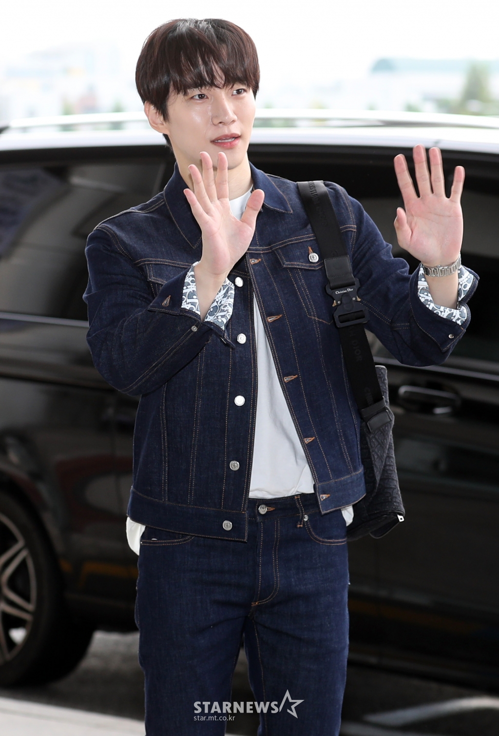 2PM 준호 '팬들에게 아침인사'[★포토] - 스타뉴스