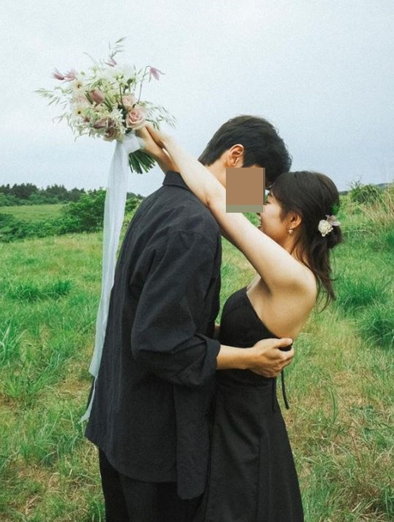 Instagram Model and Shopping Host Lee Ho-yeon Ties the Knot: Wedding Happening Today!