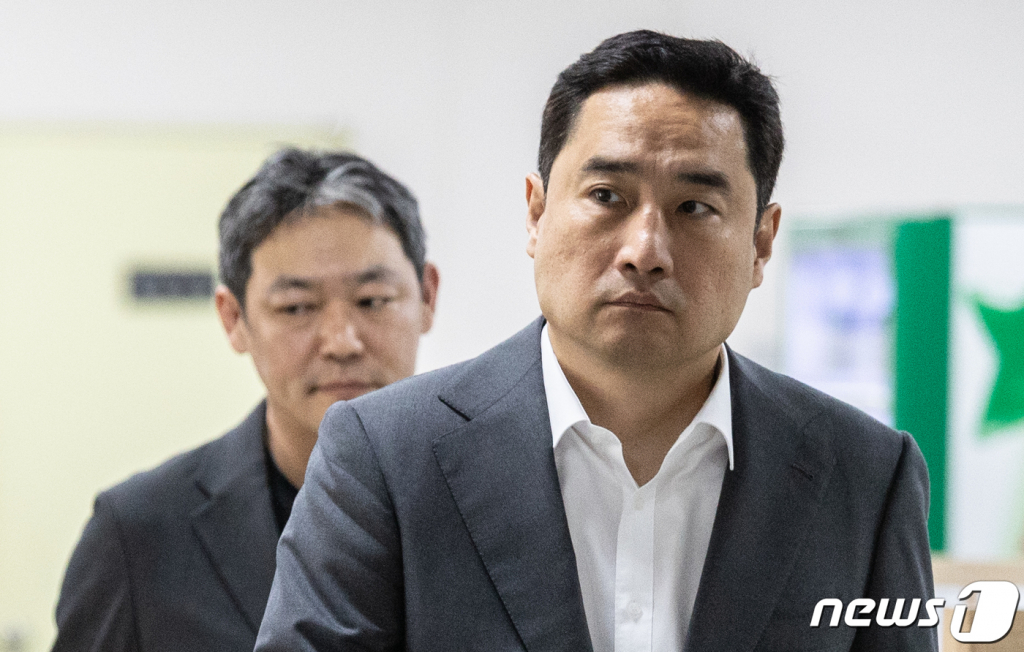 '도도맘 불륜설' 강용석 사문서위조 혐의 26일 대법원 선고 | 스타뉴스