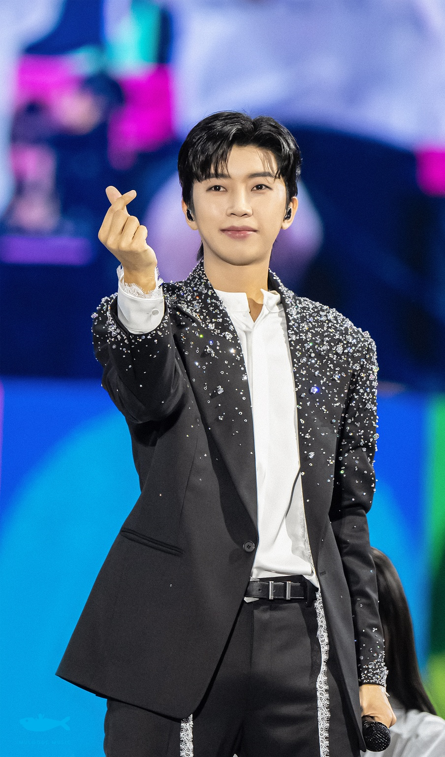 '임영웅 데뷔 9주년 기념' 영웅시대 울산 온기방, 이웃돕기 후원금 500만... - 뉴스 썸네일 이미지