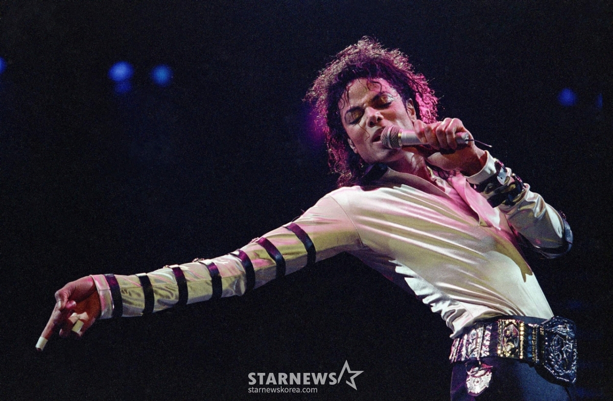 마이클 잭슨의 순수함은 가면..前 장모, 결혼생활 폭로 | 스타뉴스, image size:1200x785