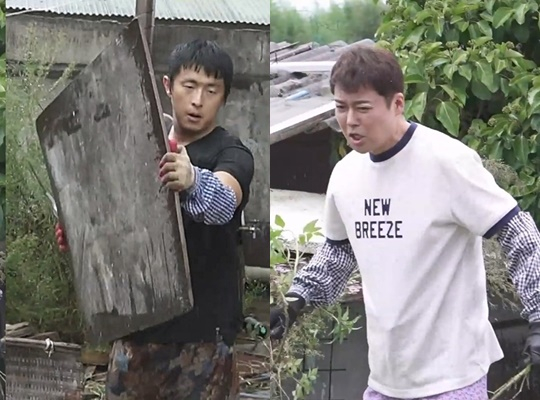 전현무·기안84가 짐 정리를 돕는 모습