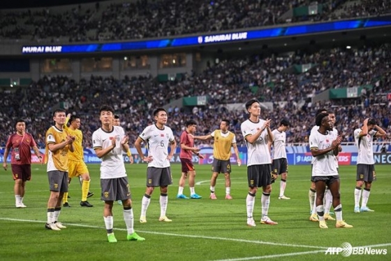 '역대 최악' 中, 끝내 2025년 완전 내팽개쳤다... A매치 포기→'또' 흑역사 반복 "바라는 건 많다" 맹비판