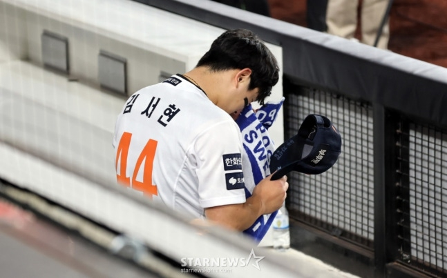 '정민철 이후 26년' 절망했던 김서현이 해냈다, "자신감 잃고 위축됐는데"... 악몽 씻은 '특급 클로저'의 귀환 [KS3 현장인터뷰]