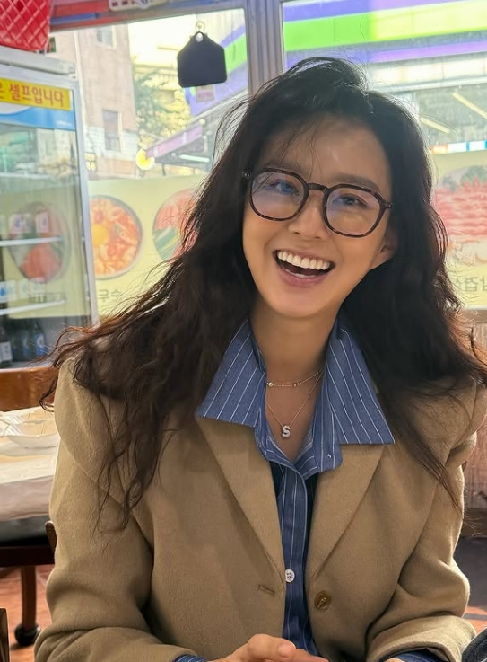 '쌍둥이 출산' 지소연, 과다 출혈 후 미소 되찾았다.."핫하다 해서"