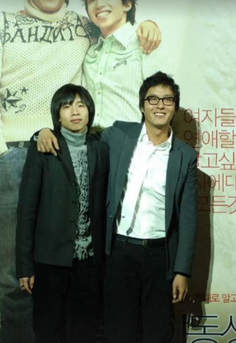 봉태규, 말없이 사진만 남겼다..그리운 故 김주혁 추모