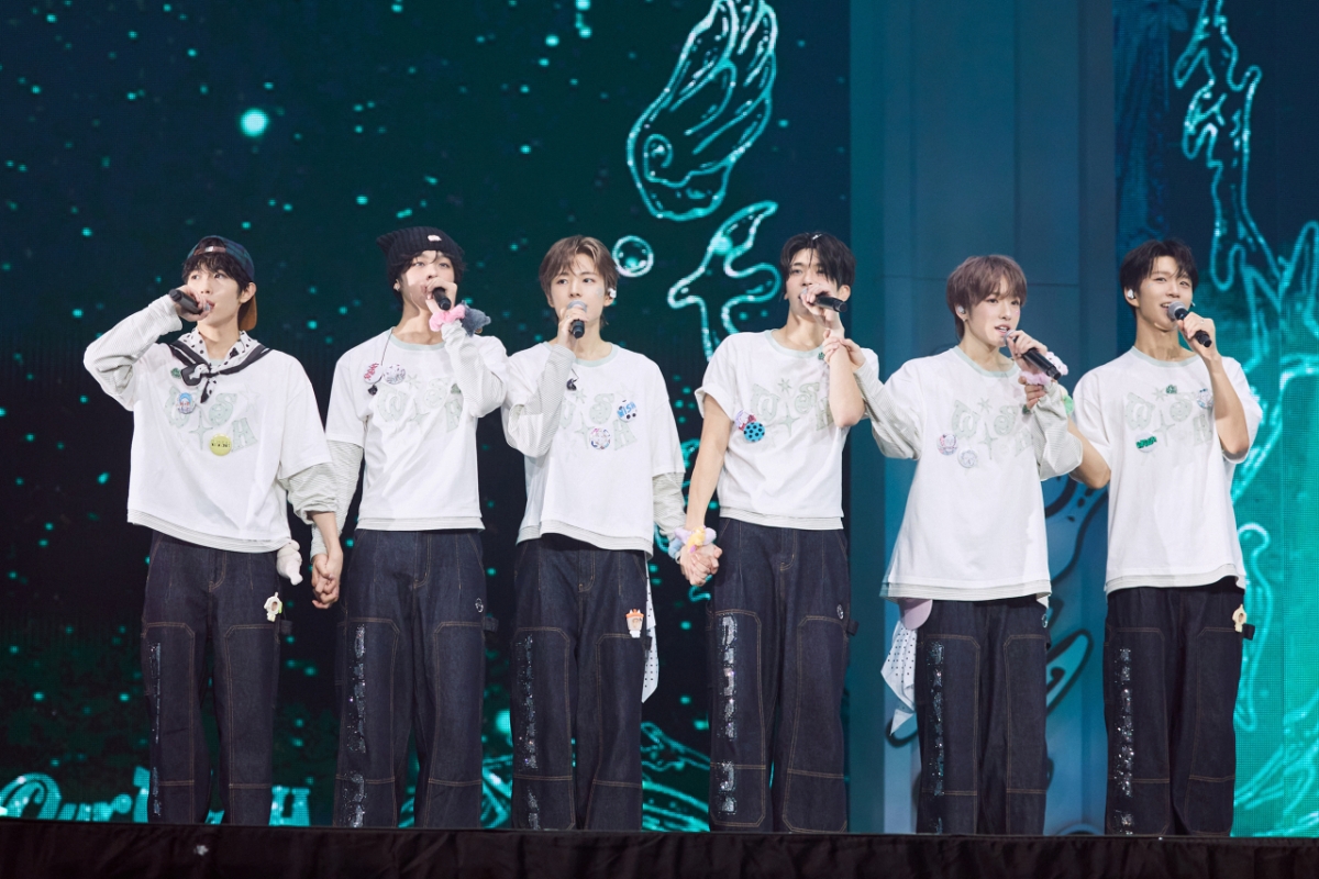 "깜찍+네오+섹시 다 有"..NCT 위시, 동화 속으로 타임슬립한 환상적 첫 단콘[종합]