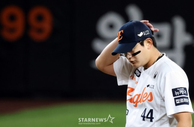 'ERA 14.72' 악몽이 된 김서현의 가을, 류지현 감독 "마음의 짐 덜어낼 수 있도록, 앞으로 미래가 있기에" [고양 현장]