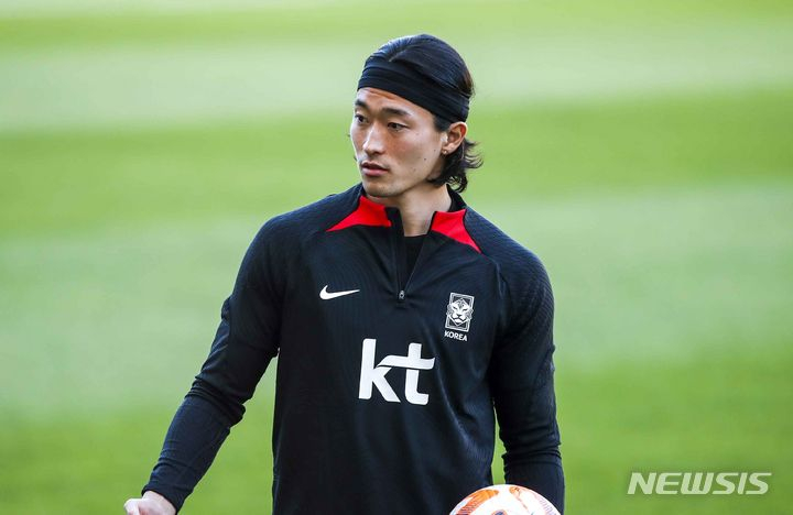 "체중 12kg 빠지고 무릎에 물 뺐다" 심각했던 조규성, 부상 딛고 대표팀 복귀... 이미 '기적 드라마'에도 "목표는 월드컵"