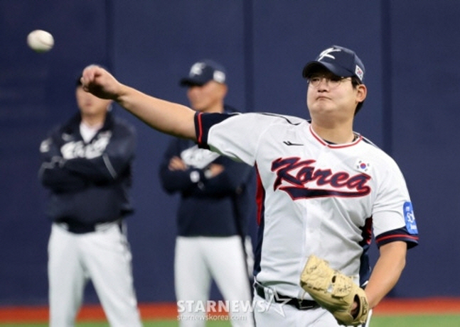 "지나친 관심이 더 힘들 수 있다" 김서현에겐 '상처 아물 시간'이 필요하다, 류지현 감독의 선수 관리법