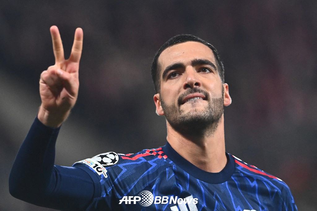 '메리노 멀티골' 아스날, 슬라비아 3-0 완파 'UCL 4연승 파죽지세'