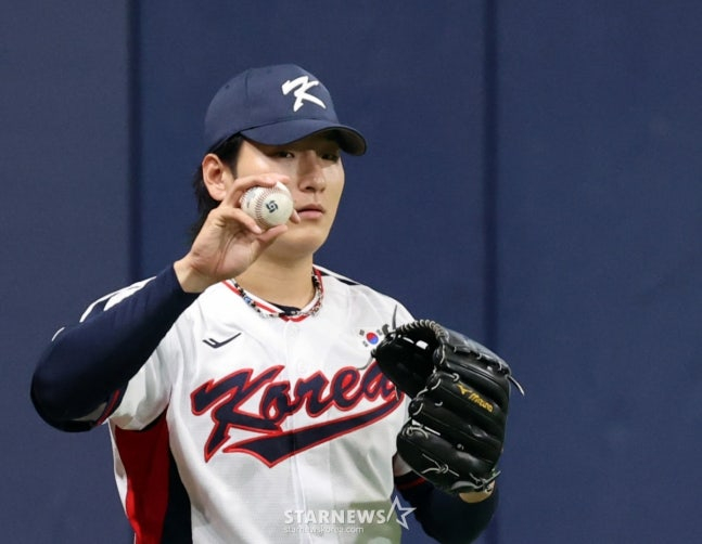 8일 체코전 선발 '두산 에이스' 곽빈 확정! 류지현 "지금은 감독이 욕심부리면 안 되는 시기... 루틴 지켜준다"
