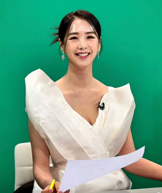 이지애, 갑작스러운 건강 이상.."귀 안 들리고 숨 쉴 때마다 갈비뼈 아파"