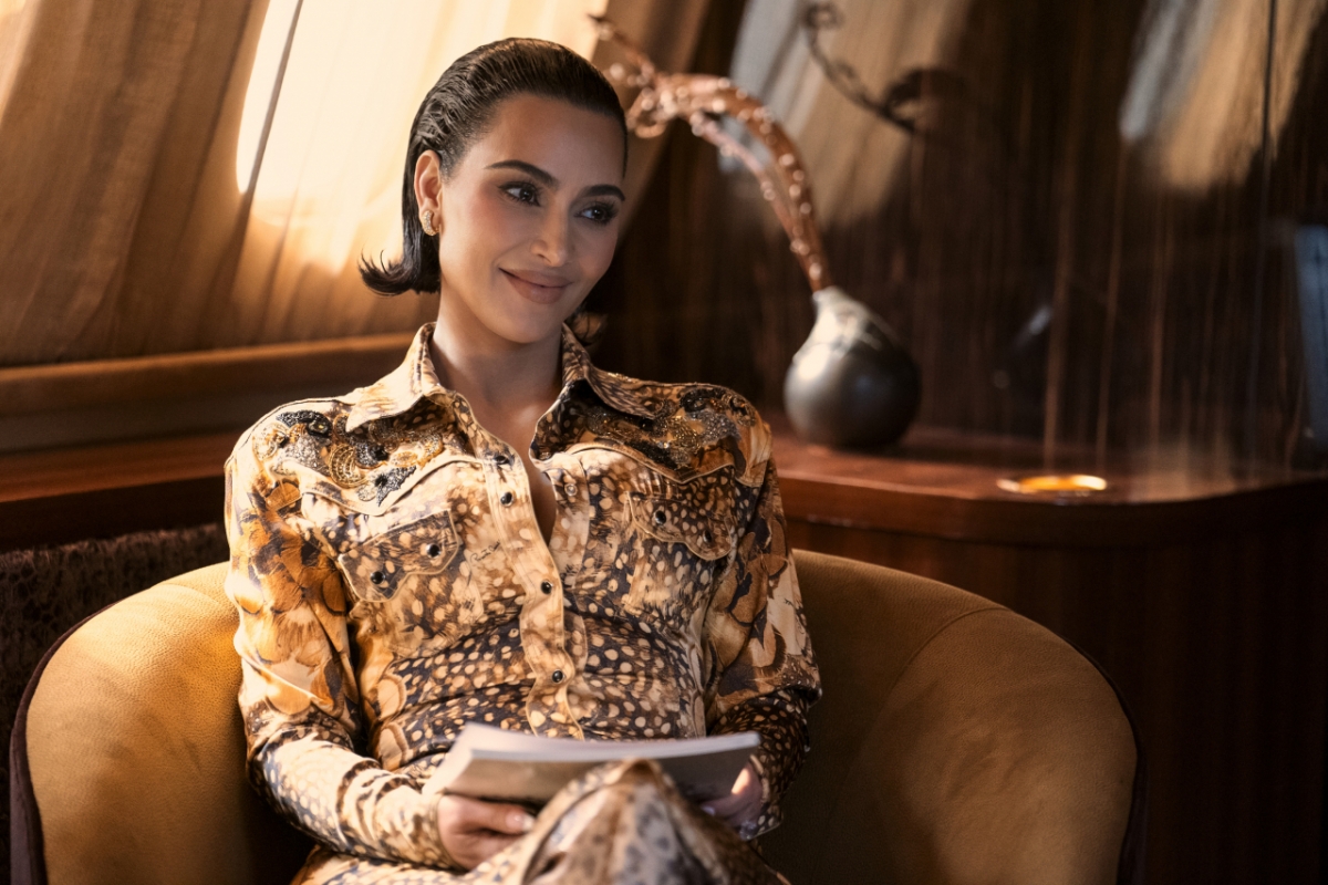 "역대 최악 드라마" 킴 카다시안 주연 '올즈 페어', 혹평 쏟아졌다 [★할리우드]