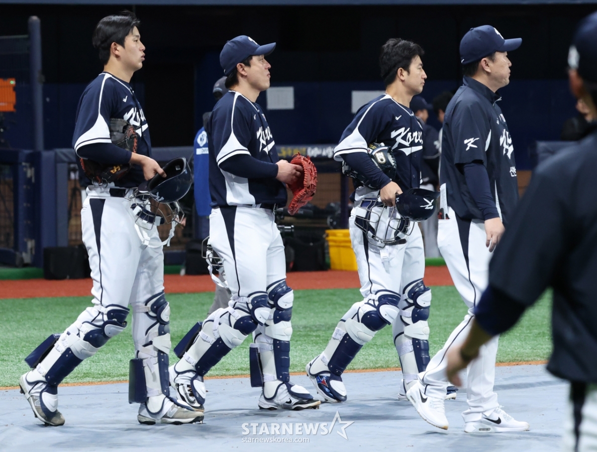 [포토] 조형우-박동원-최재훈 '든든 안방 삼인방'