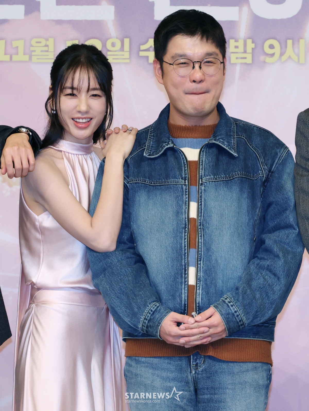 김재현 감독 '안은진 미모에 미소 한가득'[★포토]