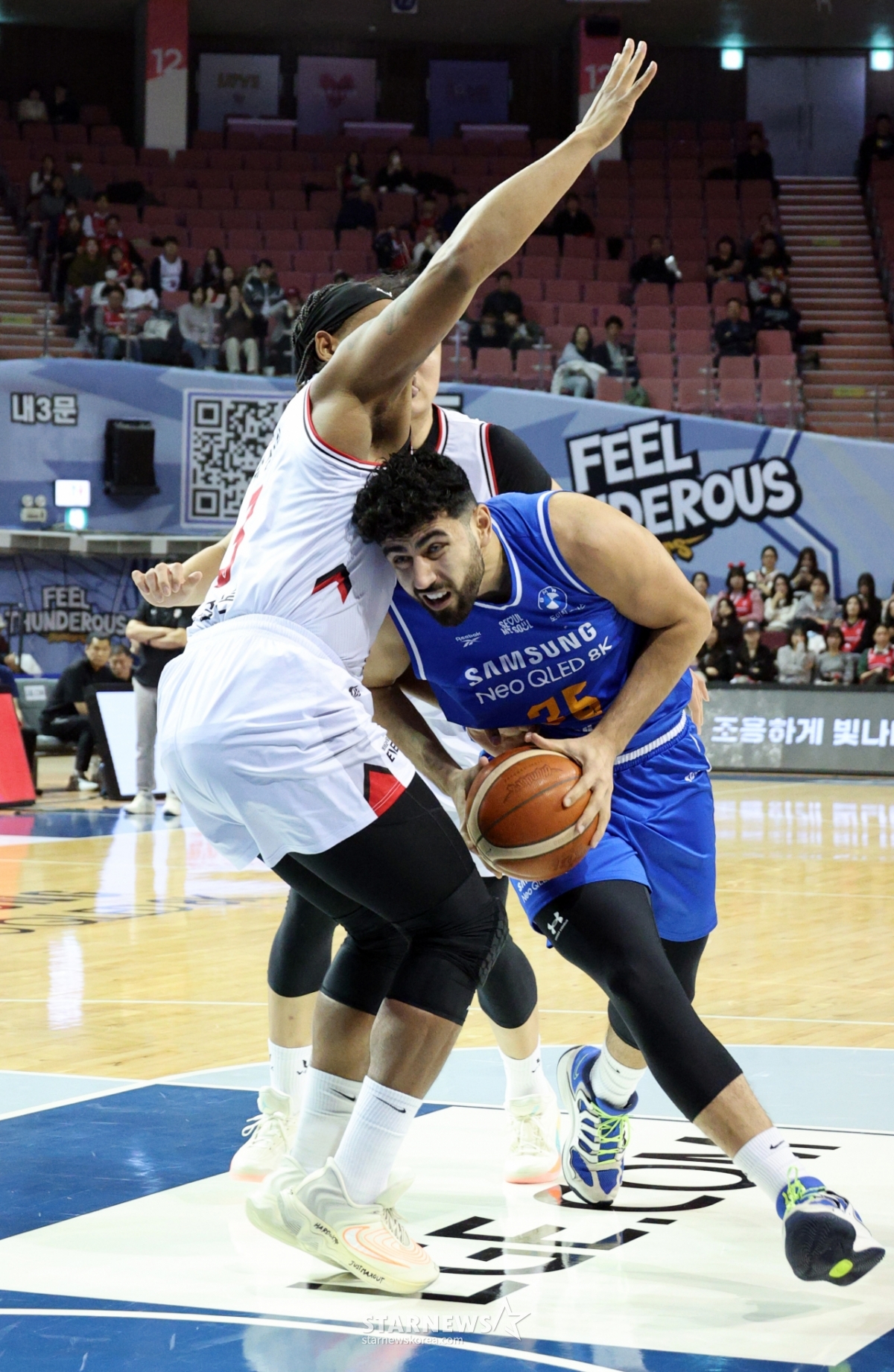 더쿠 - 처음 직관하려는데 잠실실내체육관 자리 고민 봐줄랭, image size:1200x1842