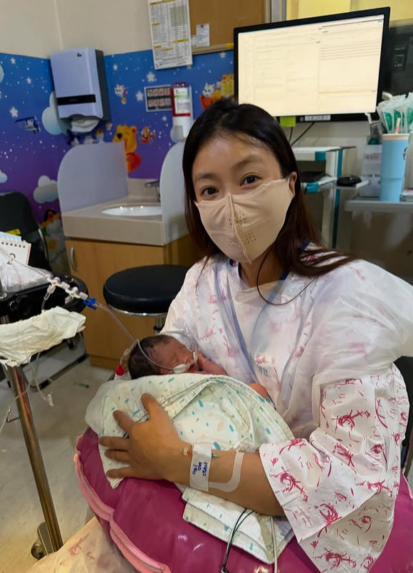 '이혼' 이시영, 둘째 출산..전 남편 아이 낳았다