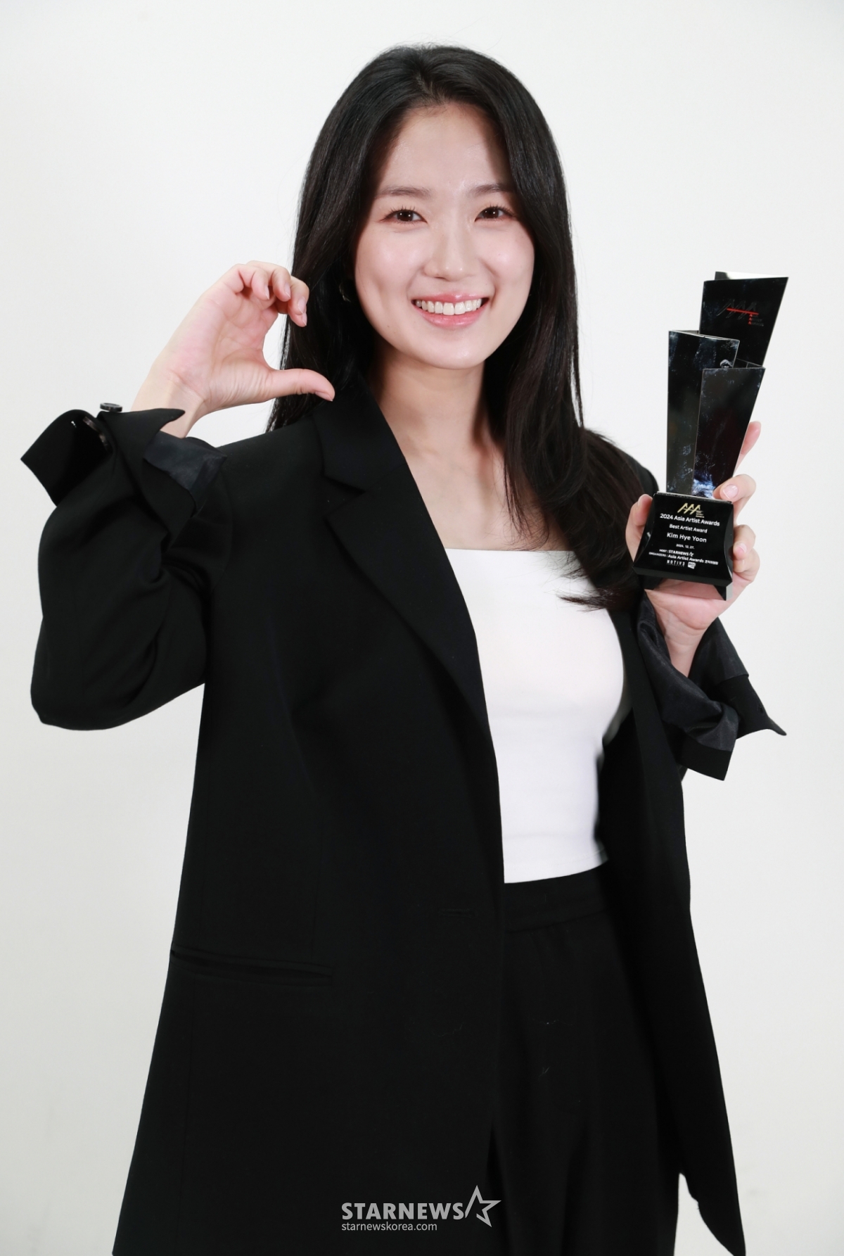 김혜윤, 'AAA 2025' 인기상 女배우 수상 확정..2년 연속 영예