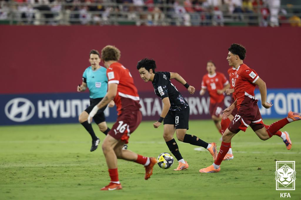 韓축구, U-17 월드컵 32강 사실상 확정... 스위스와 0-0 무승부
