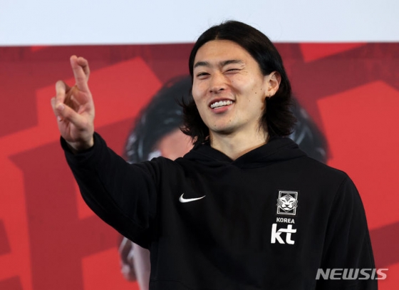 '카타르 영웅' 극적 국가대표팀 복귀, 홍명보 감독 "많은 기대 하지 않았으면..." 이유 있는 소신발언 [천안 현장]