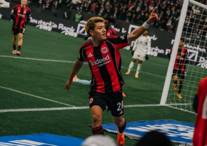 '이재성 강등권 밀어 넣은' 日 공격수, 작은 韓日전서 원더골... 獨 찬사 "2명 사이로 드리블, 불꽃 터졌다"