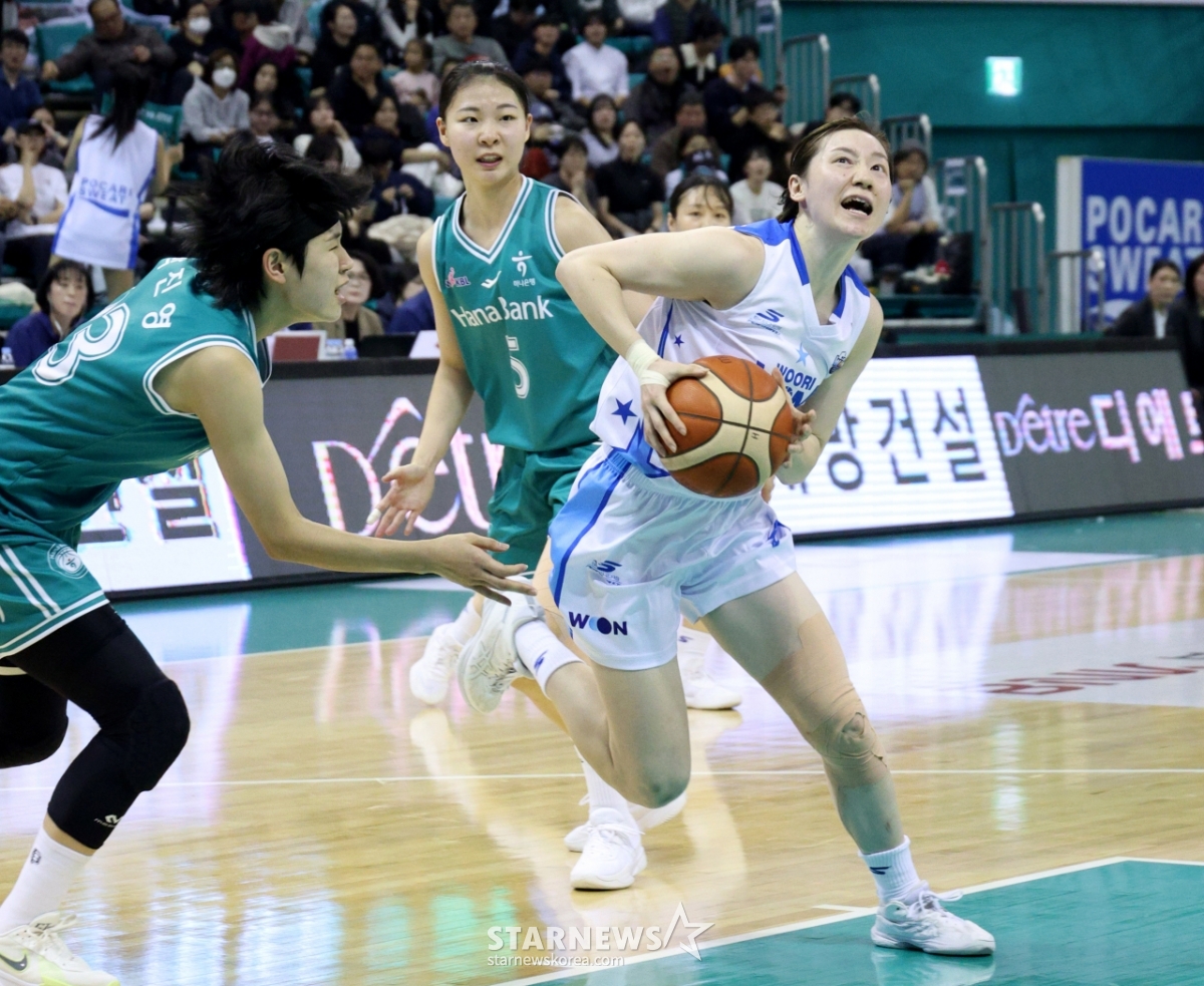 [포토] 나나미 '힘으로 붙어보자'