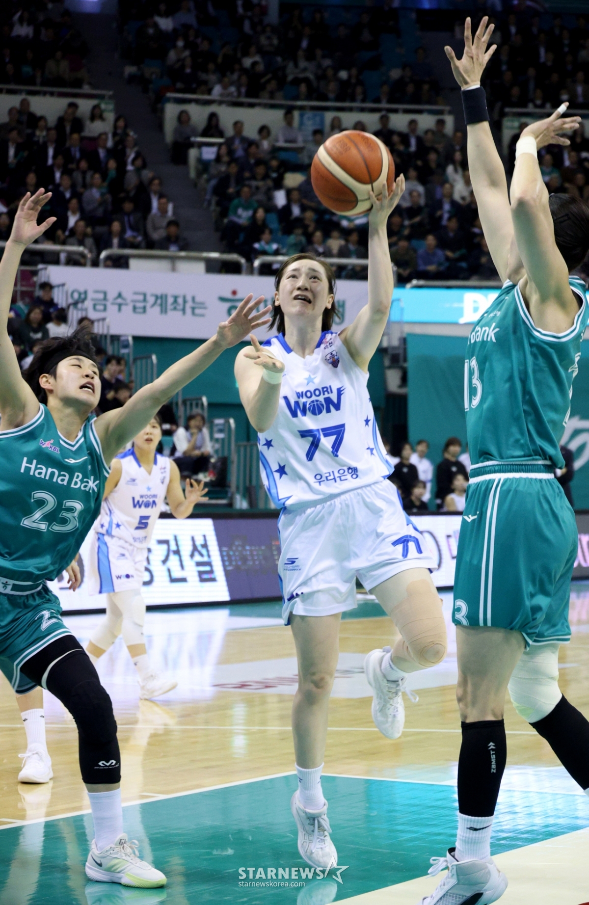 [포토] 나나미 '뚫었다'