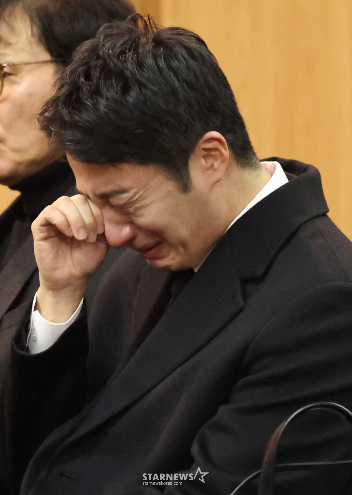 정일우 이순재 영결식 보도 사진