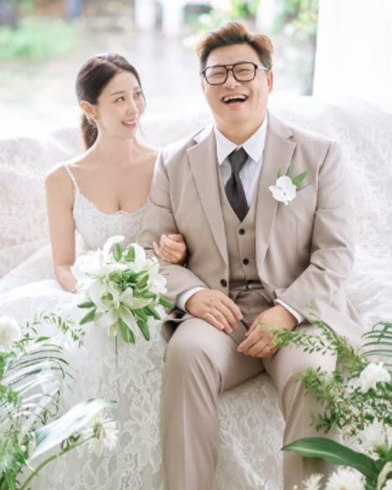 원진서(원자현) SNS 웨딩 화보 일부