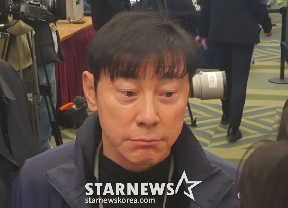 "신태용은 골프를 쳤고, 뺨도 때렸다" vs "폭행했다면 감독 안 할 것"... 진실게임 '재점화'