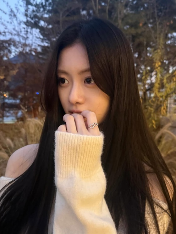 '르세라핌 탈퇴→복귀 부인' 김가람, 학폭 논란 3년만 근황..더 예뻐진 얼굴 [스타이슈]