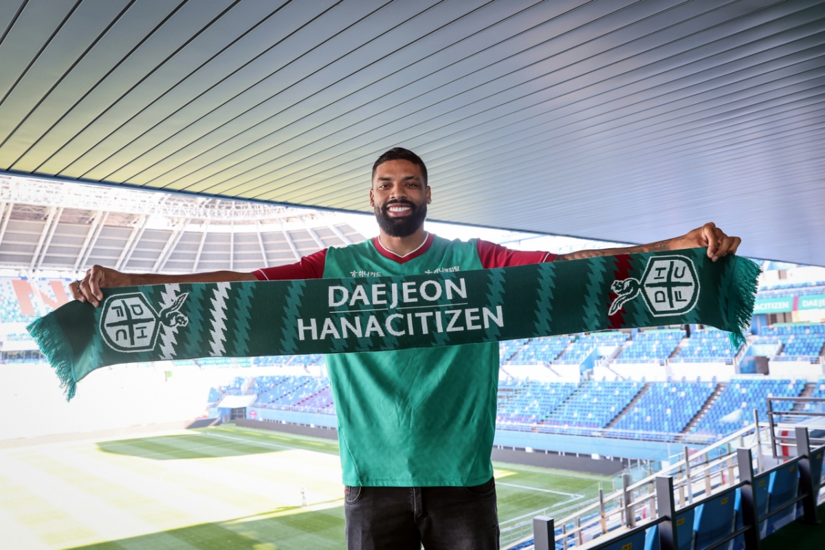 [오피셜] '황선홍호' 대전, 194㎝ 장신 공격수 디오고 영입