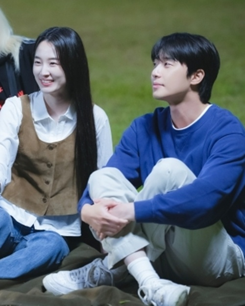 박서준, '경도를 기다리며' 멜로 자신감.."원지안=상상했던 지우 느낌 그대로"