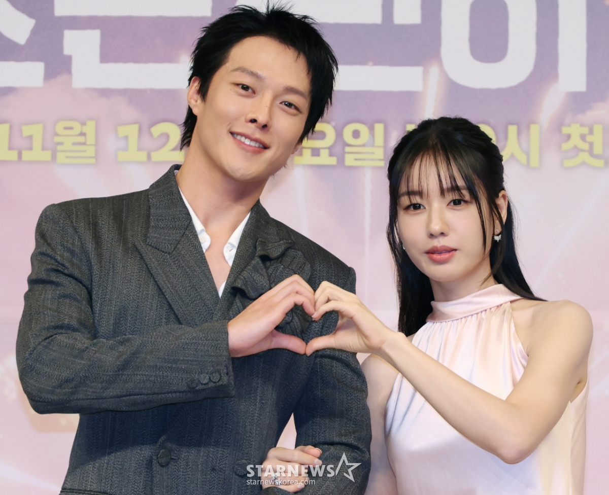 장기용♥안은진 '키스는 괜히 해서', 일 냈다!.."글로벌 1위" [공식]