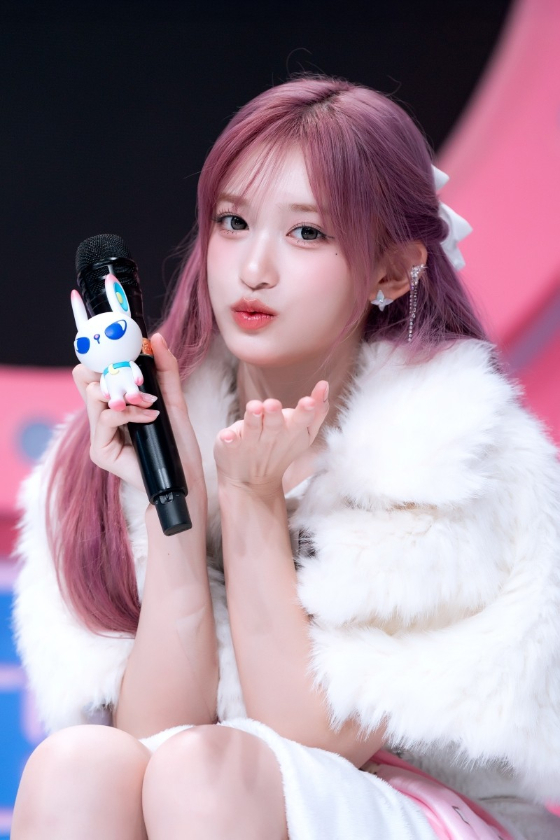 아이브 이서, 1년 7개월만 '인기가요' MC 하차 [공식]