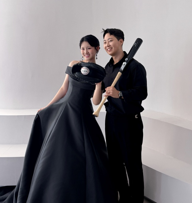 SSG 운영팀 추권호 파트너, 10년 열애 끝 진소연 씨와 백년가약