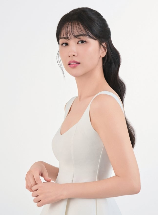 '류수영♥' 박하선, 추운 겨울 선행 앞장..홈리스 자립 돕는 빅이슈에 힘 보탰다