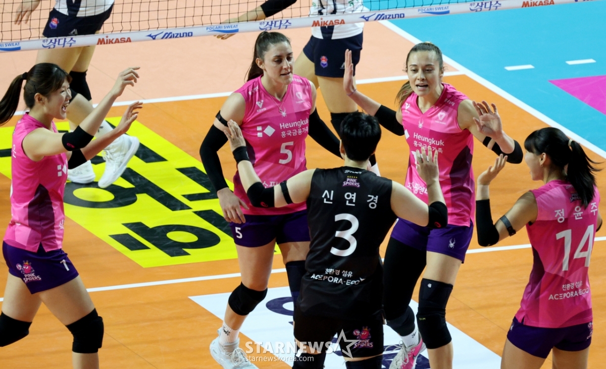 [포토] '배구 안끝났다!' 레베카