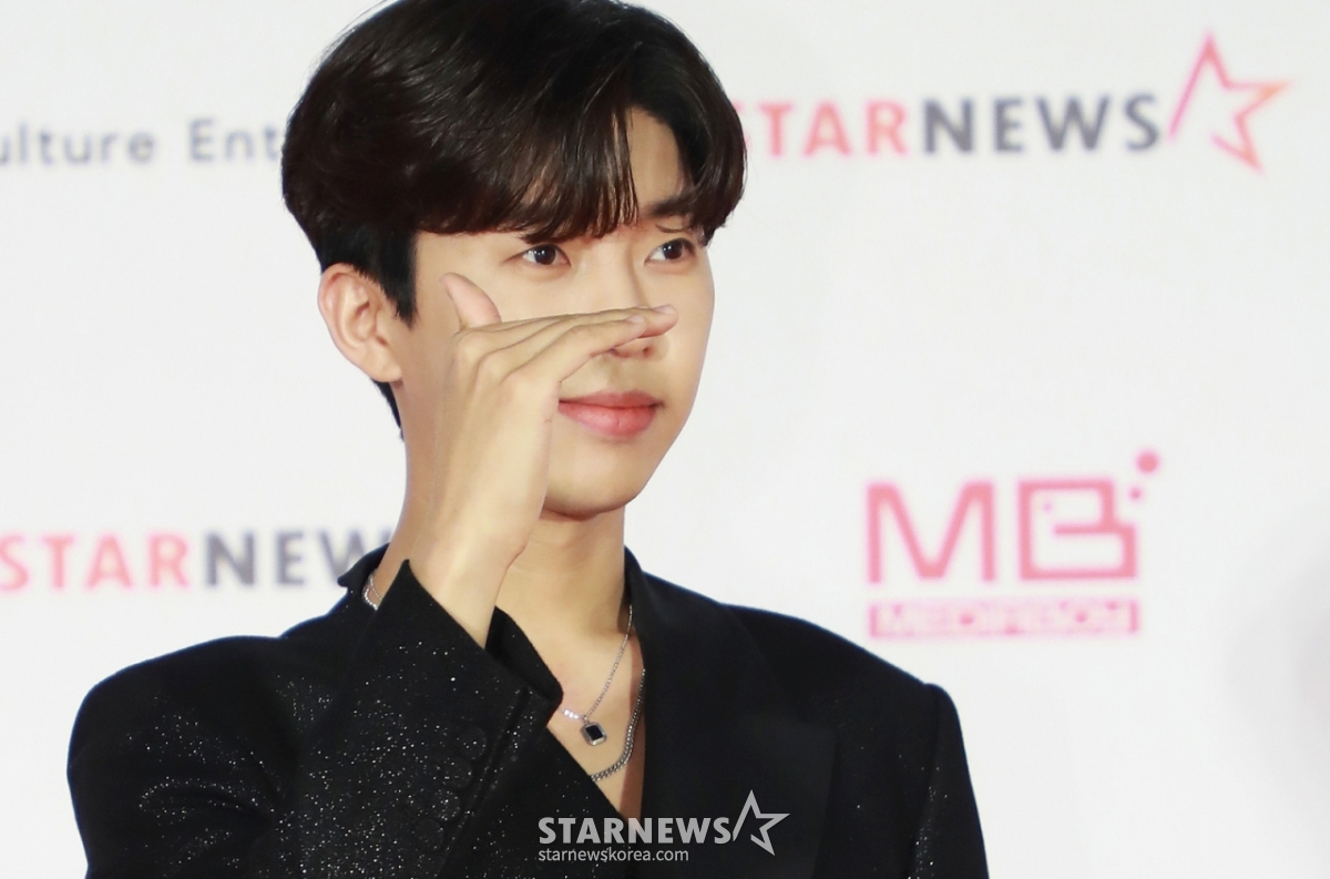 임영웅 1위, 이찬원 2위..트로트 선두 경쟁 '치열'