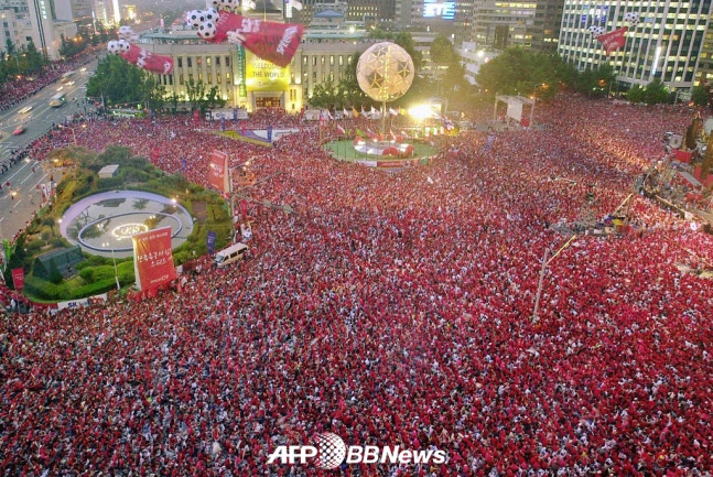 44년 만에 '한·일 월드컵' 또 열리나, 日축구협회장 "2046년 대회 유치 신청 계획, 공동 개최 가능성도"