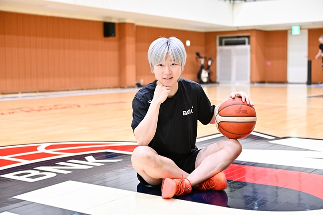 '디펜딩 챔피언' 또 트로피 들까, BNK 안혜지 "올해도 지역 팬과 또 하나의 기적 만들고파"