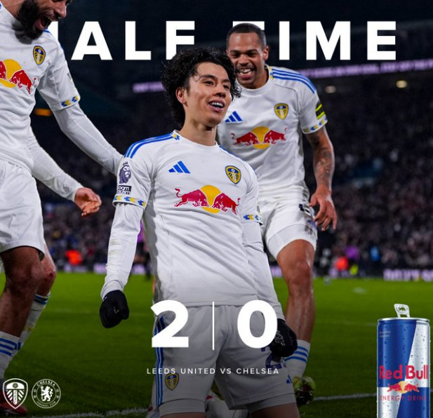 日 프리미어리거 일냈다! 첼시 부순 1년 차 새내기라니... 리즈 중원 핵심 다나카, EPL 데뷔골 작렬