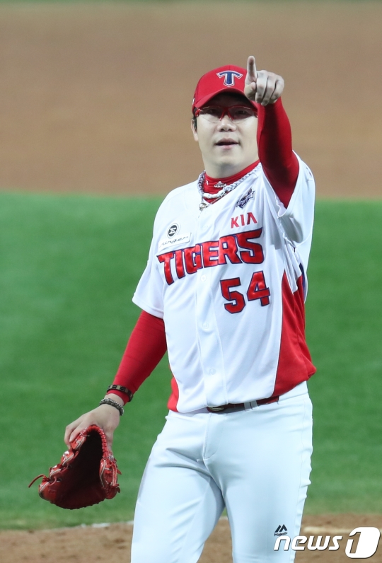 "45억 양현종 '인센티브' 많지 않다" KIA가 '영구결번 예약' 레전드 향한 예우를 제대로 갖추다