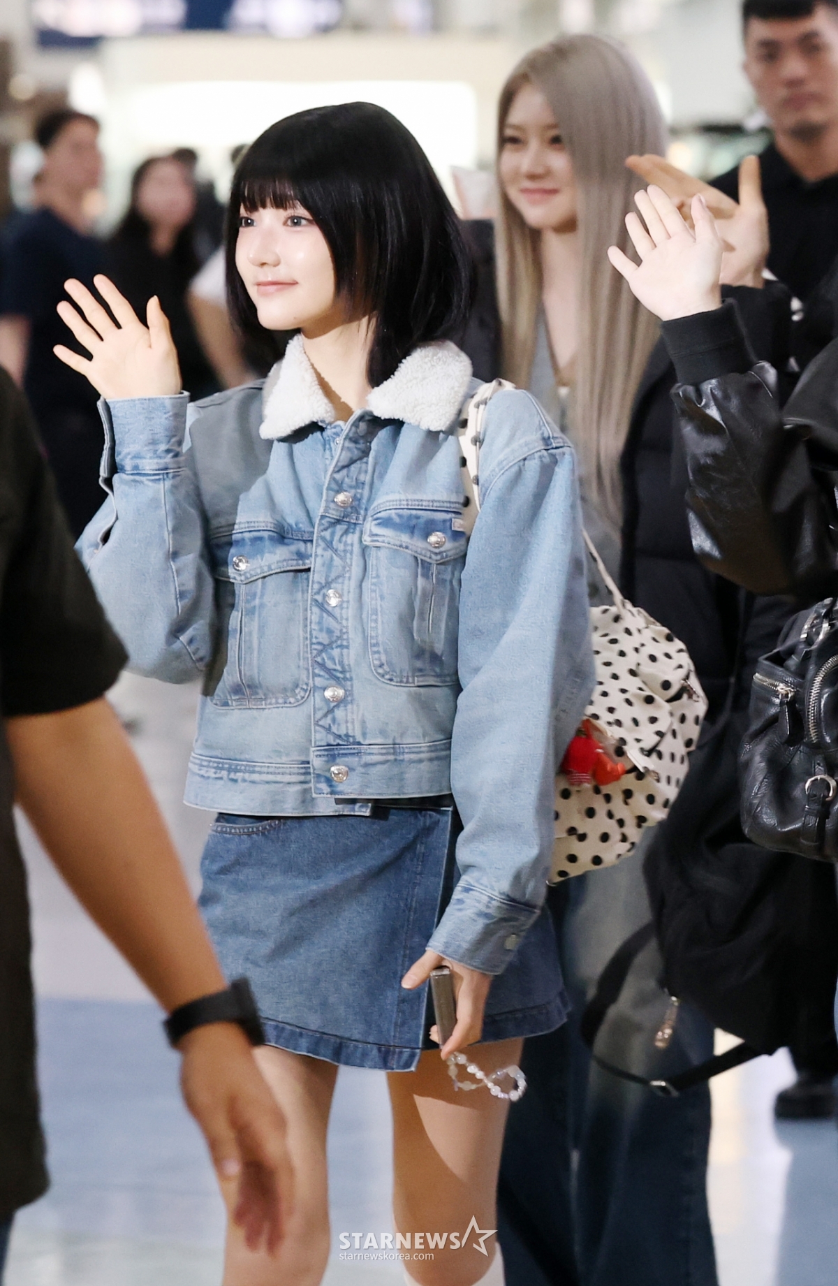 키키 지유, 대만 팬들에게 보내는 손인사[★포토]