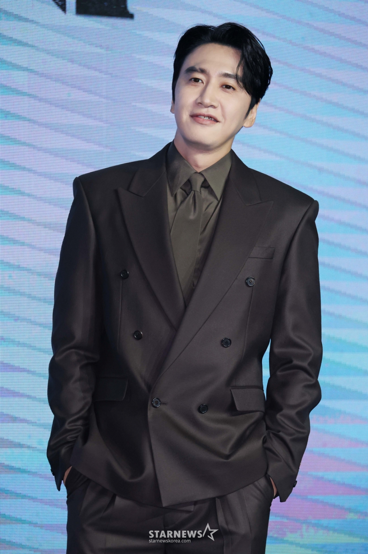 "165만 6천원 결제"..이광수, '새신랑' 김우빈에 회식비 쐈다 [콩콩팡팡]