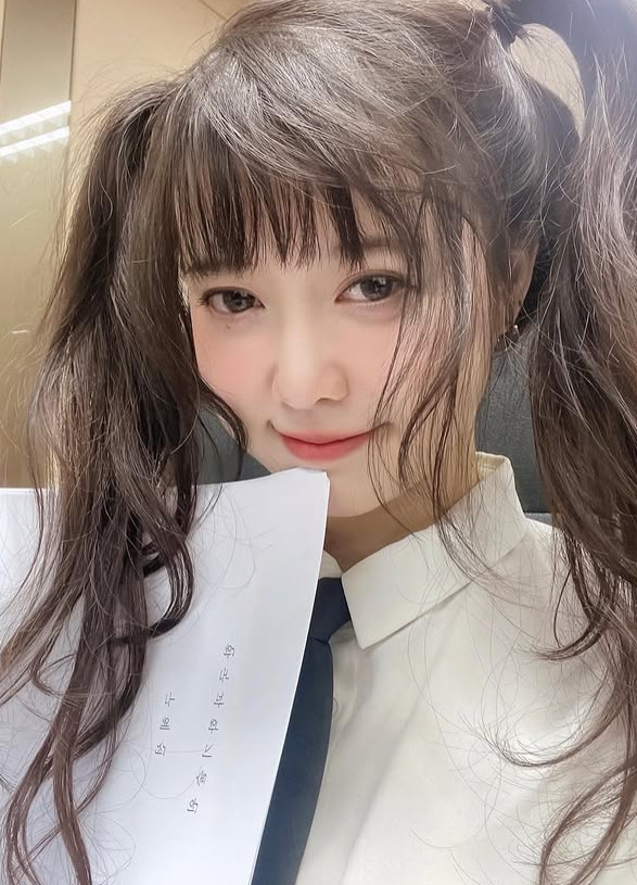 구혜선, 얼짱 시절 떠올리는 양 갈래 머리..논문 쓰는데 왜 예뻐