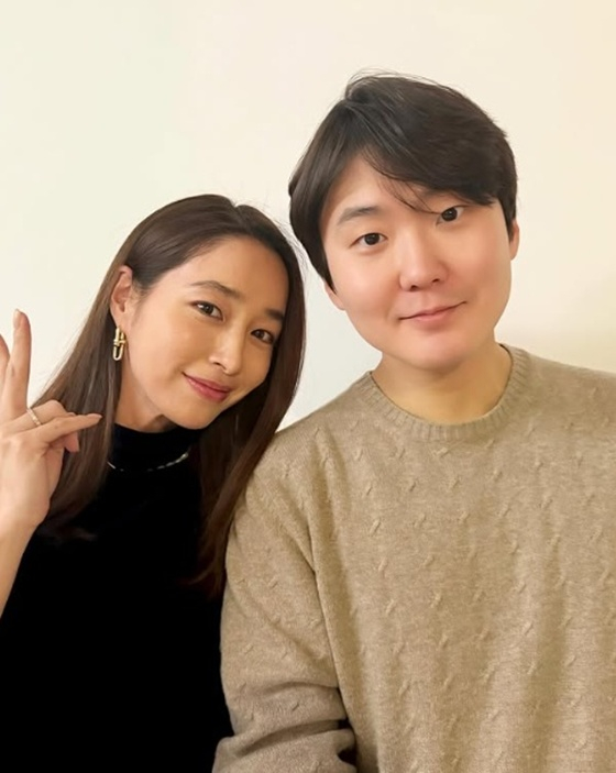 이민정, ♥이병헌 질투할라..조성진과 다정한 투샷