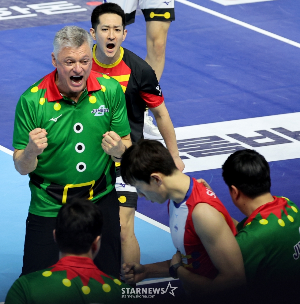 [포토]'오늘도 셧아웃이다' 헤난 감독